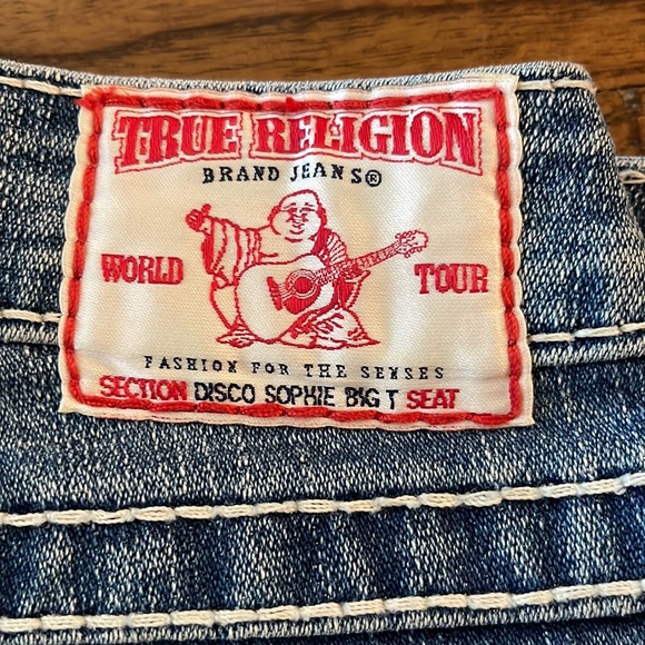 True Religion Capris Jeans - Picture 4 of 4